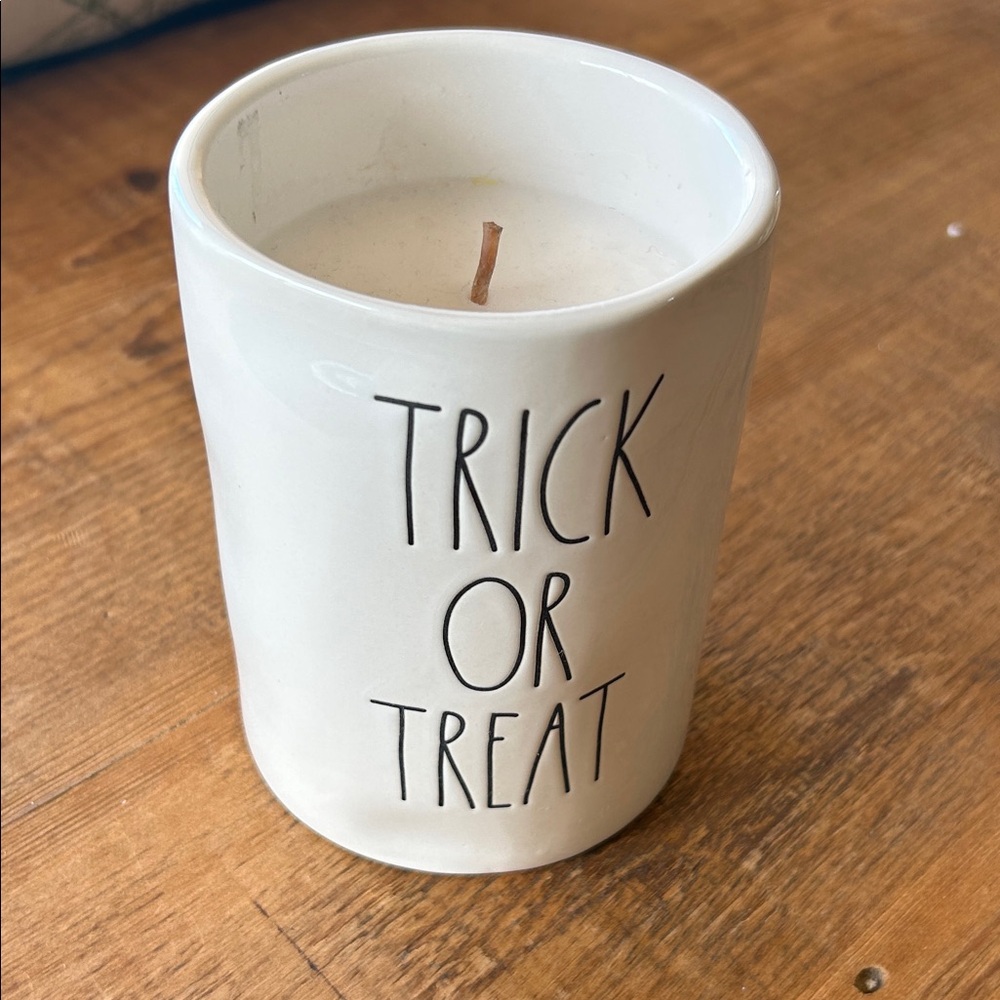 DW Home Cream 'Trick or Treat' Candle Holder